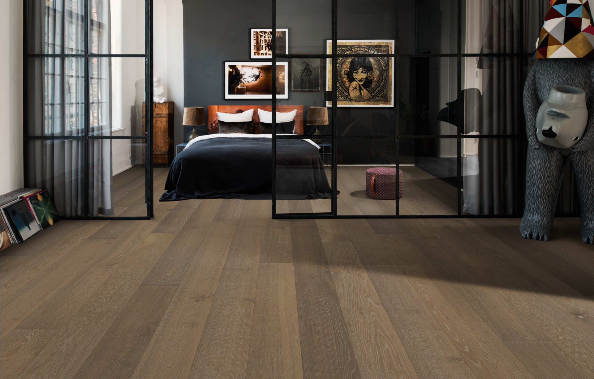 Паркетная доска Kahrs Новая классика Дуб Титан Nouveau Greige 151N8AEKGGKW220 Lively 2266×187×15 фото в интерьере